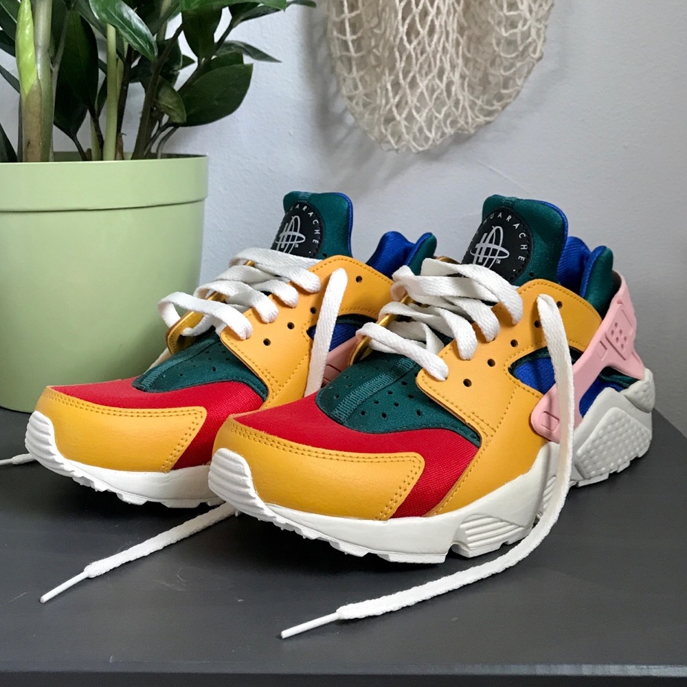 🌈 NEW Custom Red/Blue/Green Nike Air Huarache